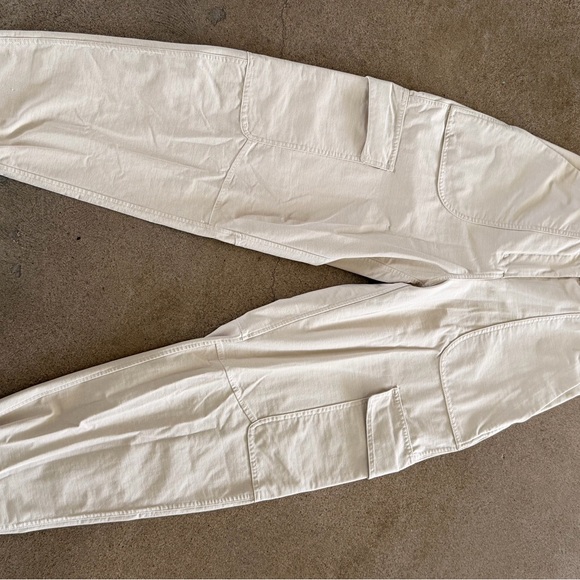 Lululemon Cargo Pants - Picture 2 of 4